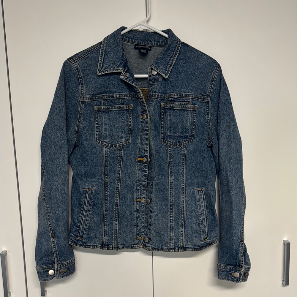 Jones New York Signature - Classic Blue Jean Jacket with Point Collar
